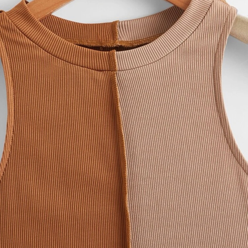 Two Tone Ribbed Tank Top - Picture 3 of 4
